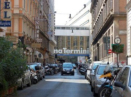 Termini Accommodation Rome Exterior photo