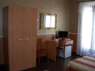 Termini Accommodation Rome Exterior photo